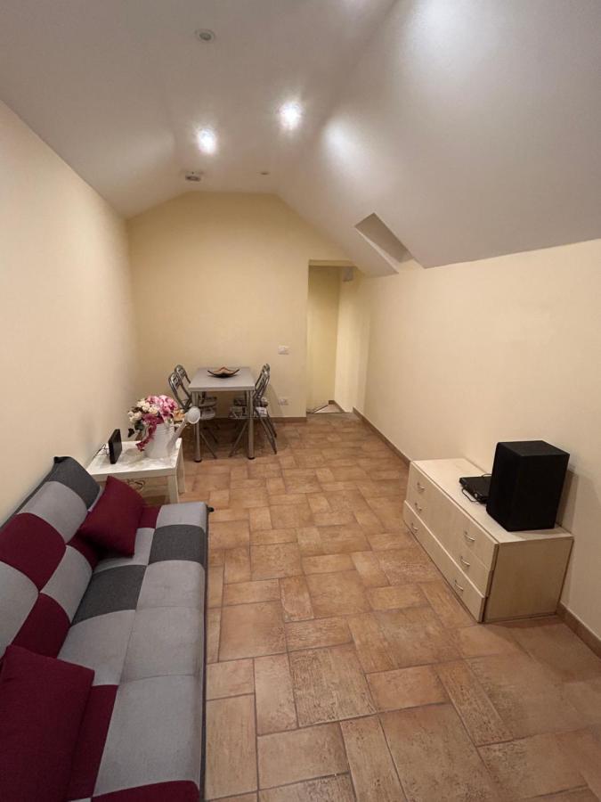 Jambo House Bed & Breakfast Velletri Bagian luar foto